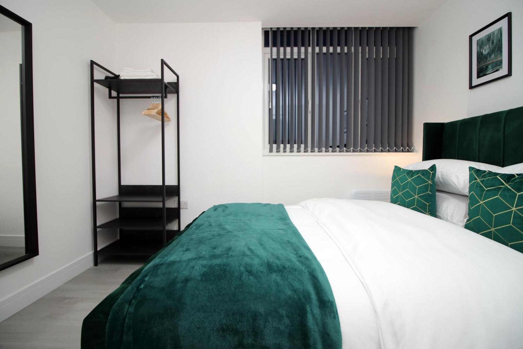 New Cardiff Bloc Exclusive Apartments By Prime Stays - Shops And Parking - Great For Groups And Families Zewnętrze zdjęcie