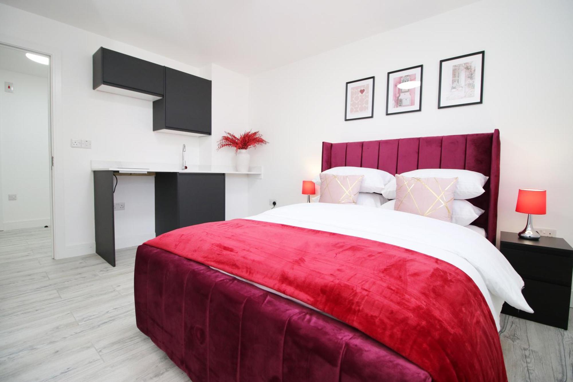 New Cardiff Bloc Exclusive Apartments By Prime Stays - Shops And Parking - Great For Groups And Families Zewnętrze zdjęcie